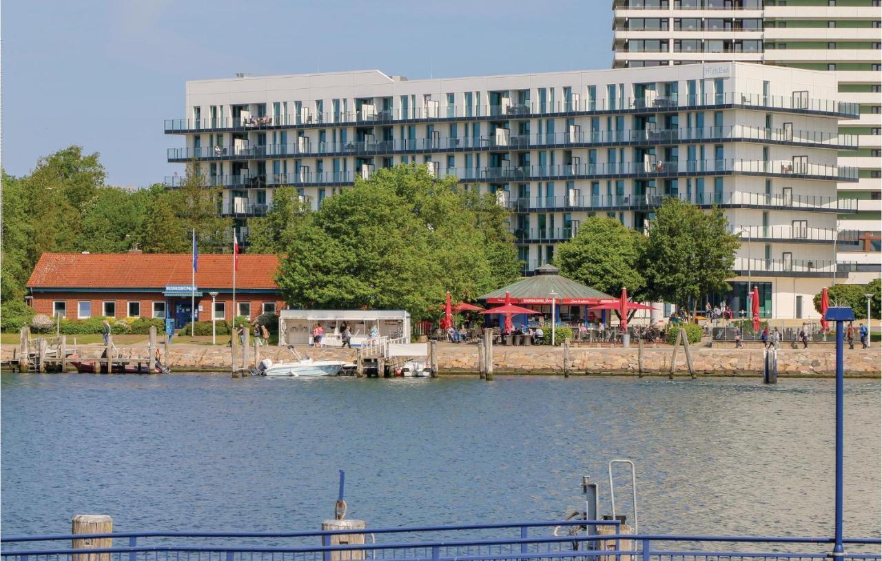 Lovely Apartment In Luebeck Travemuende With Sauna Екстериор снимка
